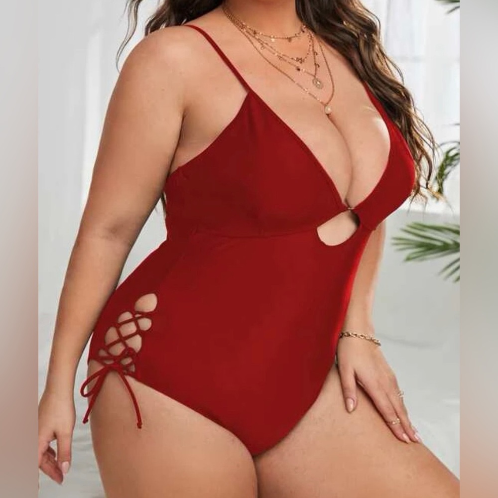 One Piece plunge swimsuit 3X new lace up sides